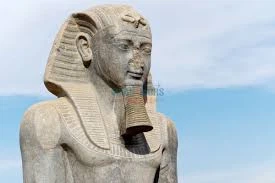 Budowa świątyni za panowania Amenhotepa III